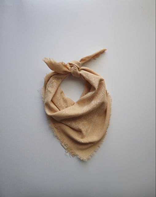 Pañuelo Eco Raw Studio