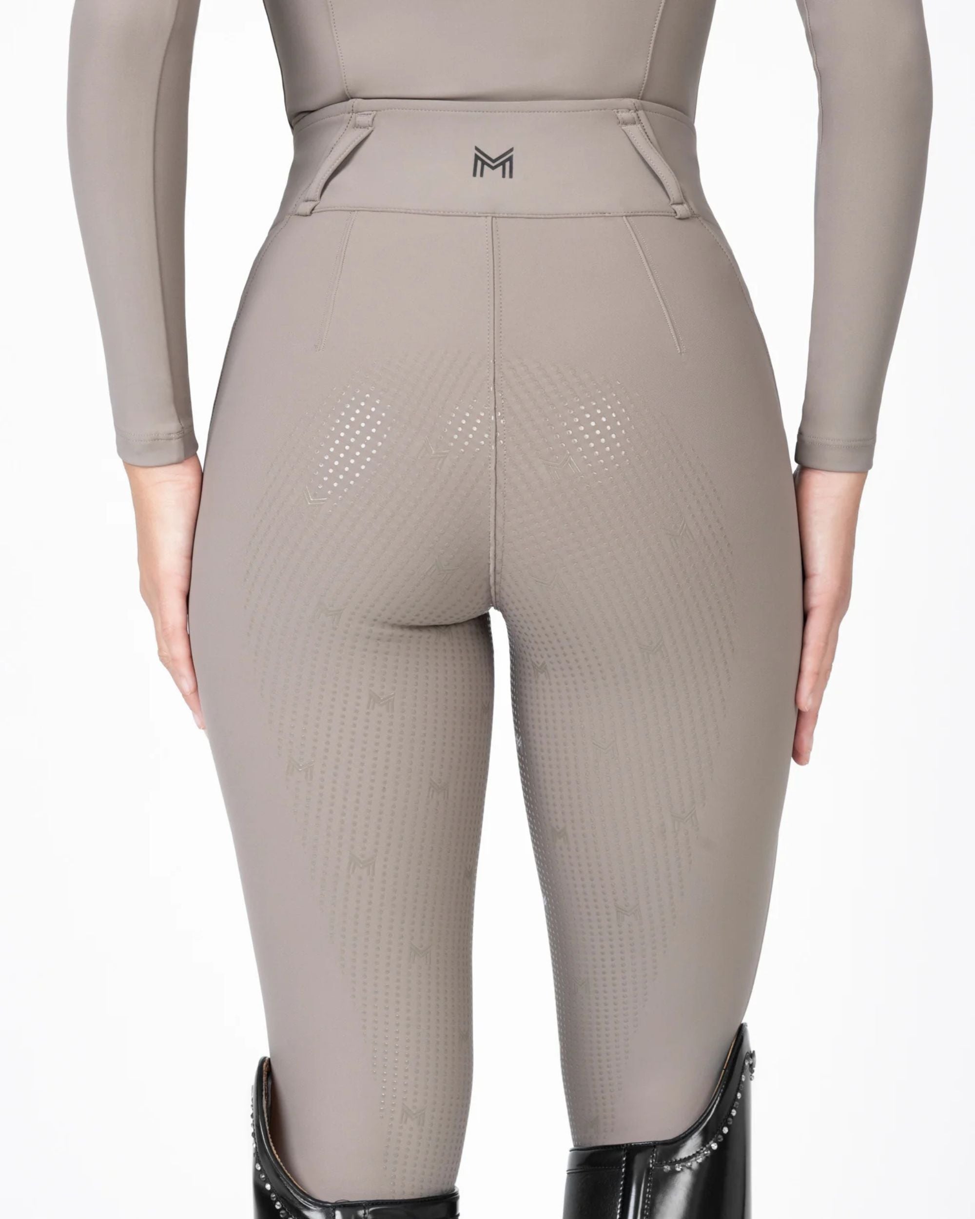 Taupe